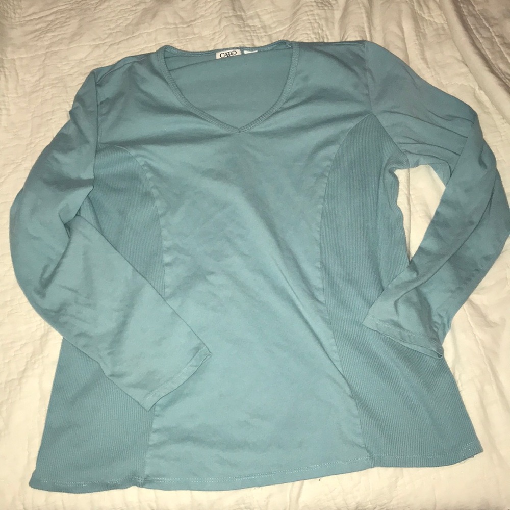 Women’s large blue shirt